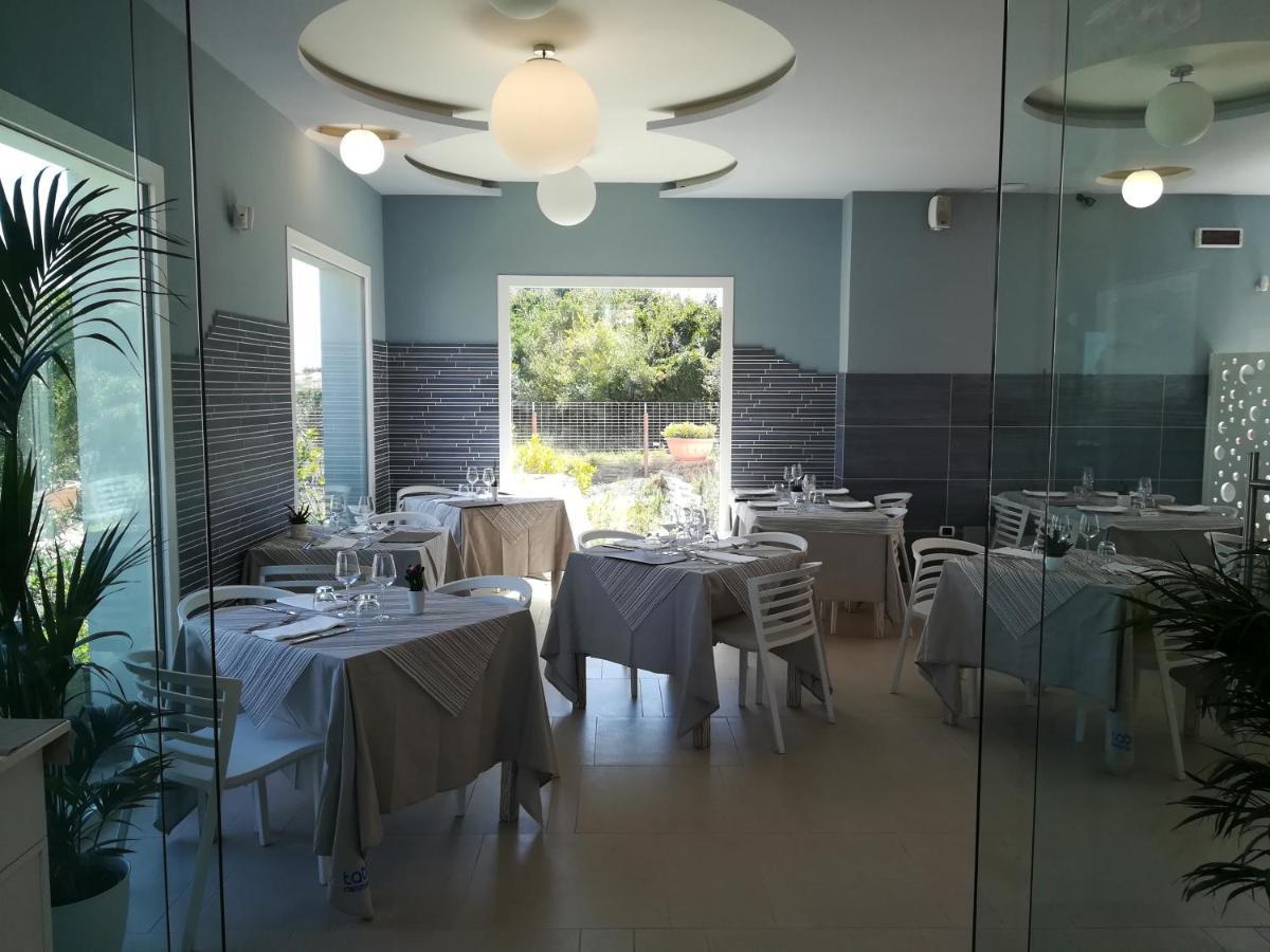 Tabu Hotel Porto Cesareo Exteriér fotografie