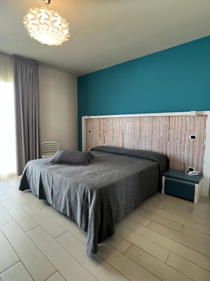 Tabu Hotel Porto Cesareo Exteriér fotografie