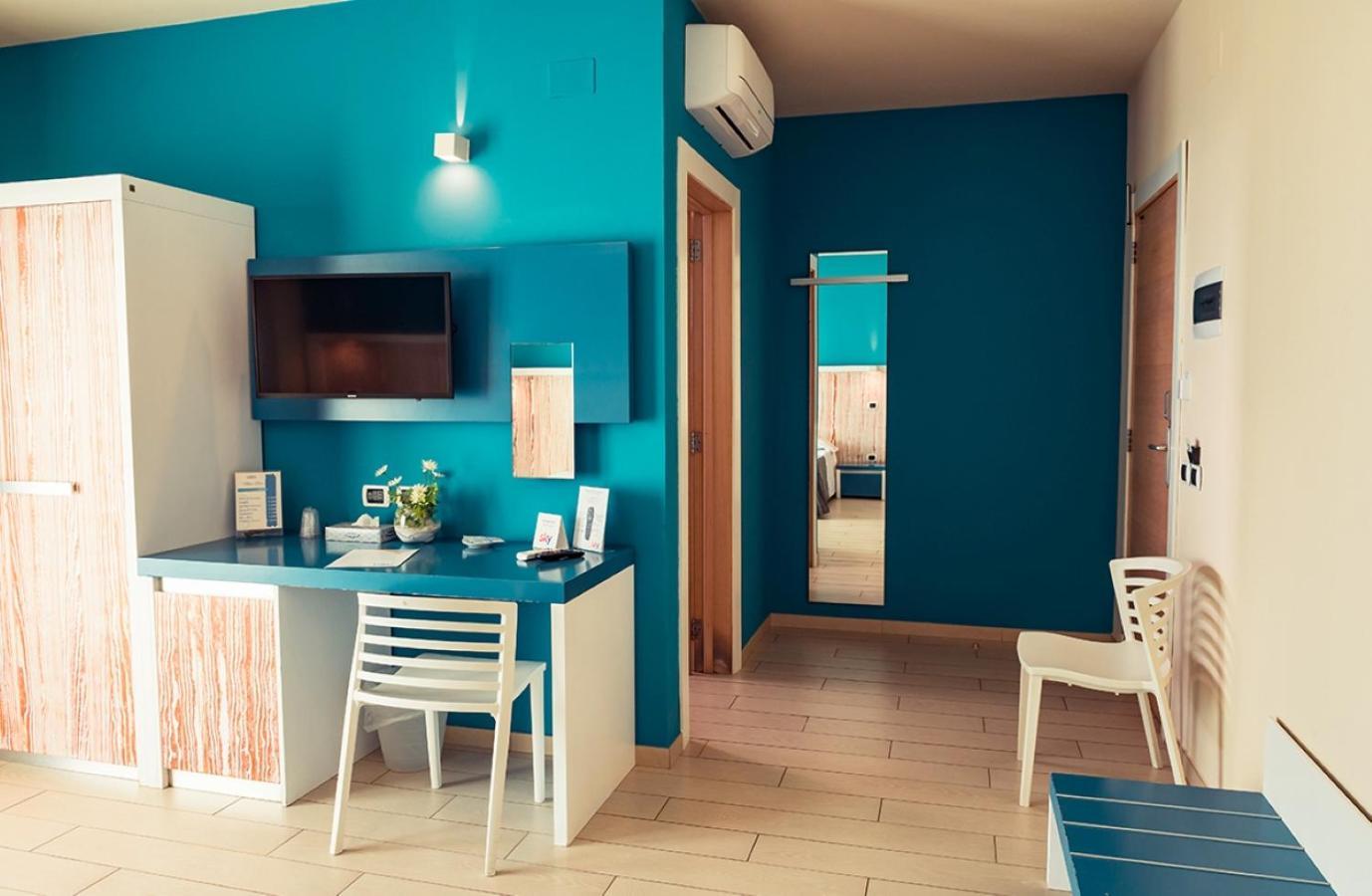 Tabu Hotel Porto Cesareo Exteriér fotografie