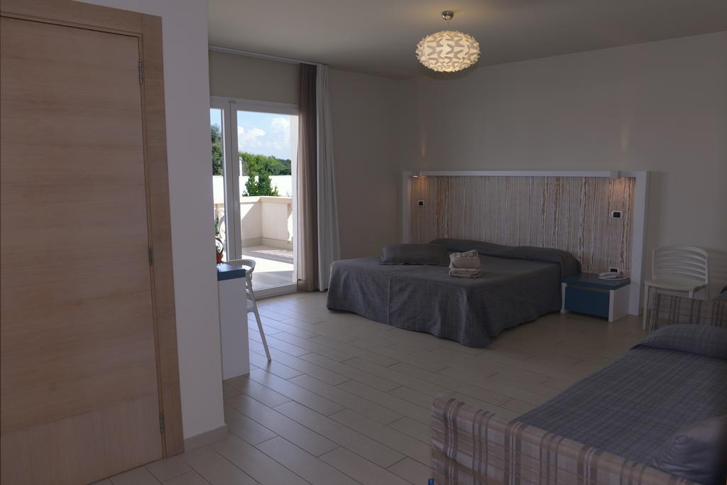 Tabu Hotel Porto Cesareo Exteriér fotografie